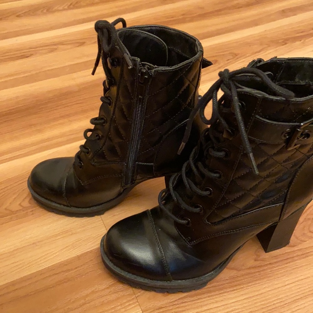 Size 6M